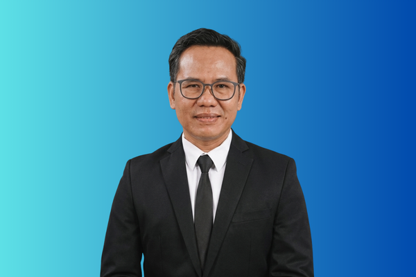 Prof. Dr. H. Muhammad Hadi, SKM., MKep. Wakil Rektor 1 Universitas Muhammadiyah Jakarta & Ketua Dewan Pembina Asosiasi Institusi Pendidikan Ners Indonesia